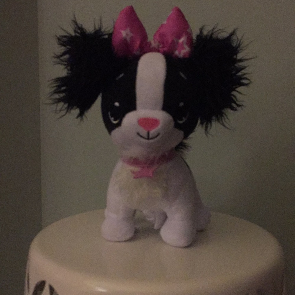 Meet your Posher, Lara